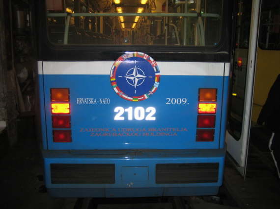 ZUBZH NATO Tramvaj 2102